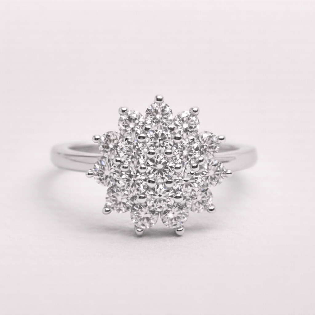 Anel Flor de Moissanites