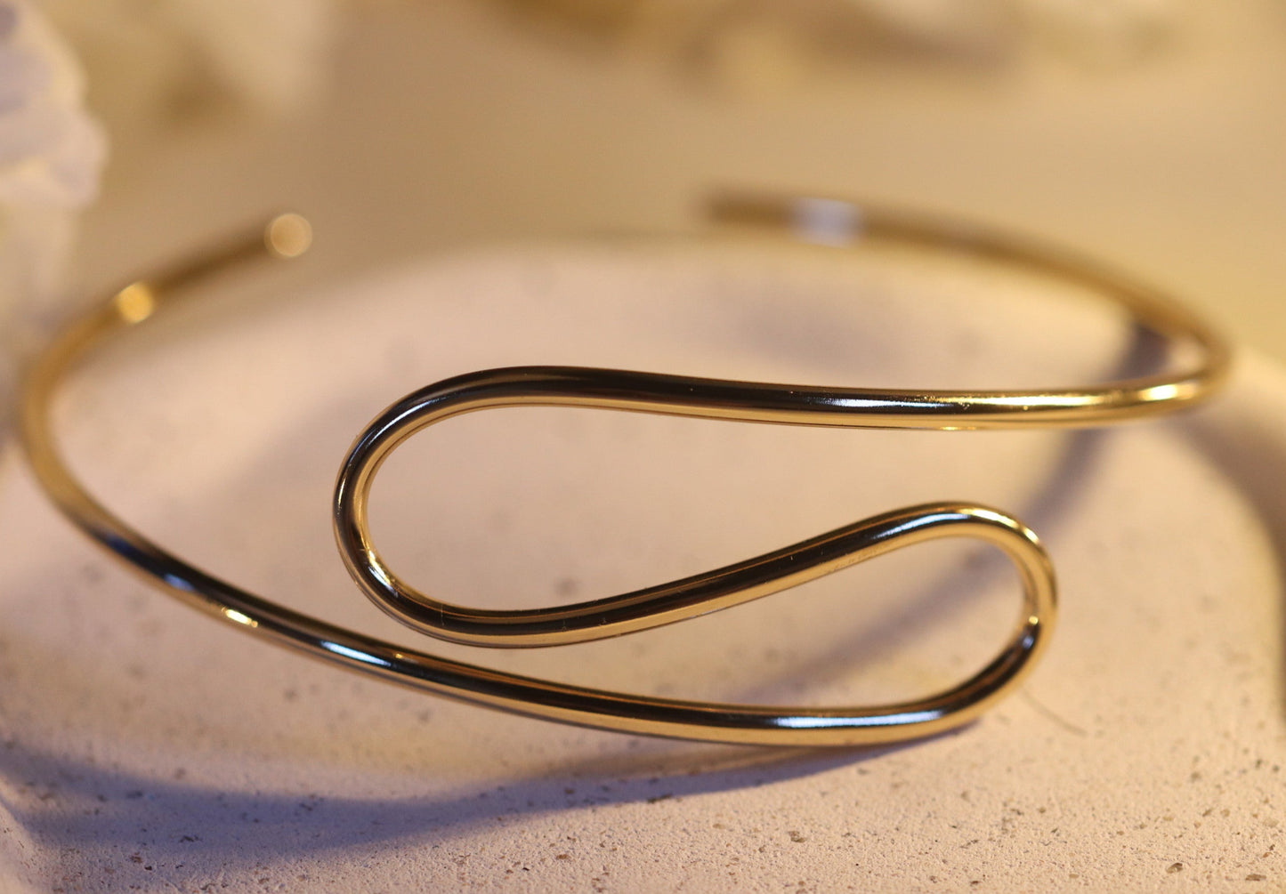 Choker Rígida Essence