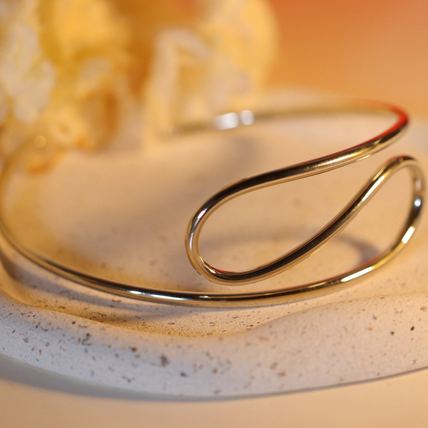 Choker Rígida Essence