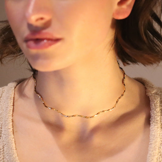 Choker Rígida Vague